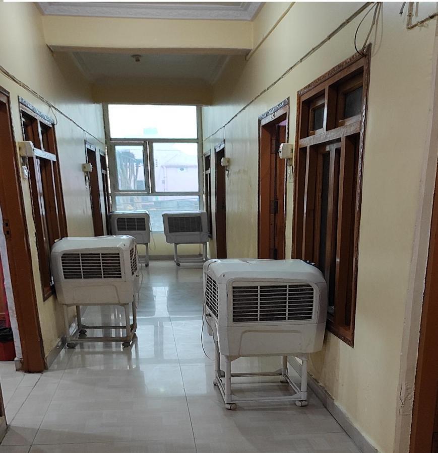 Hotel Avadh Balrāmpur Екстериор снимка